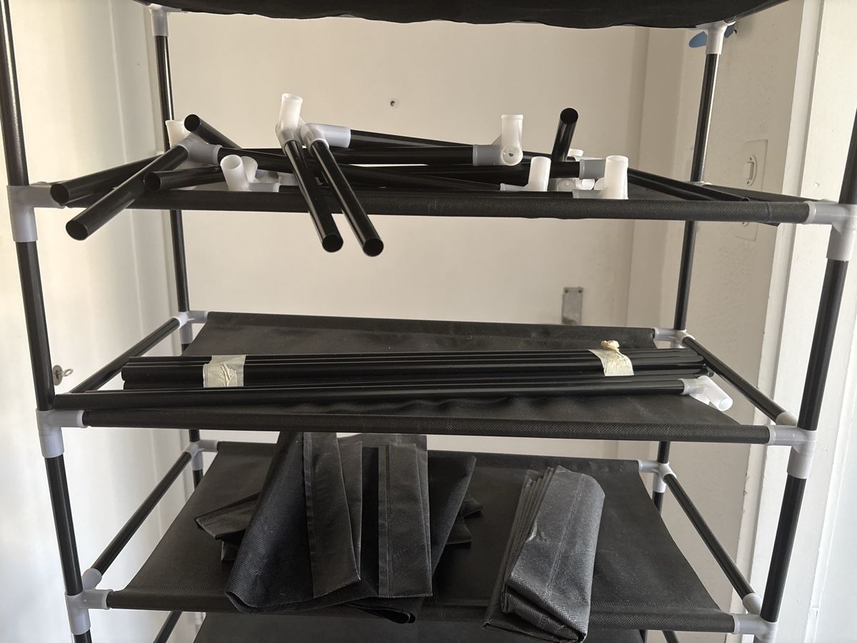 Scaffali: Flexibles Schuhregal – Usato da Zürich venduto da EnikoDrum 2