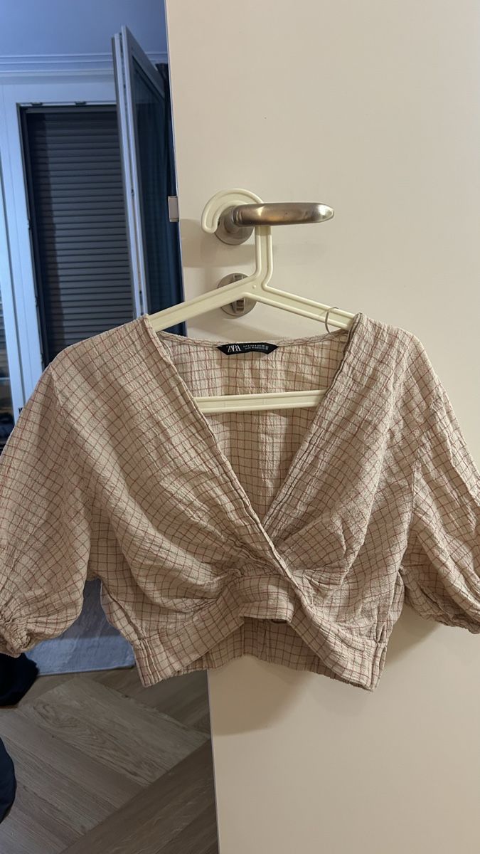 Zara Top: Zara top S – Usato da Zürich venduto da gol_zrr2
