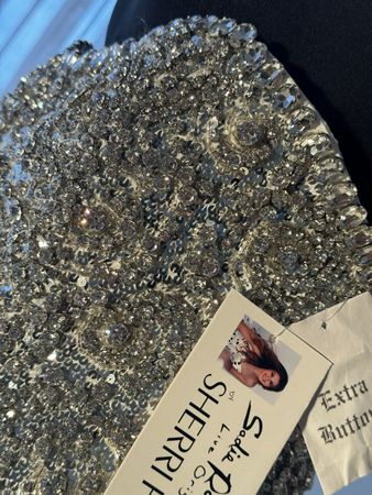 Sherri Hill Abendkleid NEU Grösse 36 weiss bestickt Neu