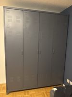 Metallschrank Kleiderschrank 4 Türen grau guter Zustand