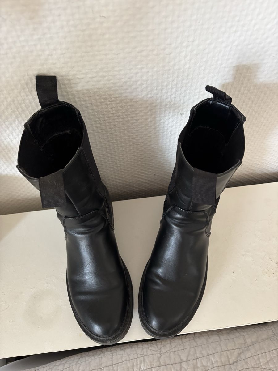 Damenschuhe: Bottines noires  – Gebraucht aus Lausanne von shabnam.t 6