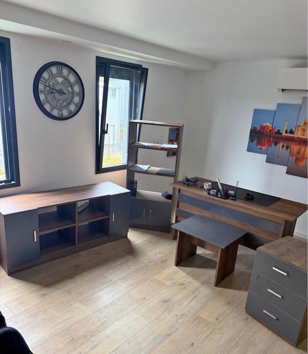 Allestimento di negozi e stand fieristici: Mobilier Commercial – Usato da Yverdon-les-Bains venduto da pie_fc5k 1