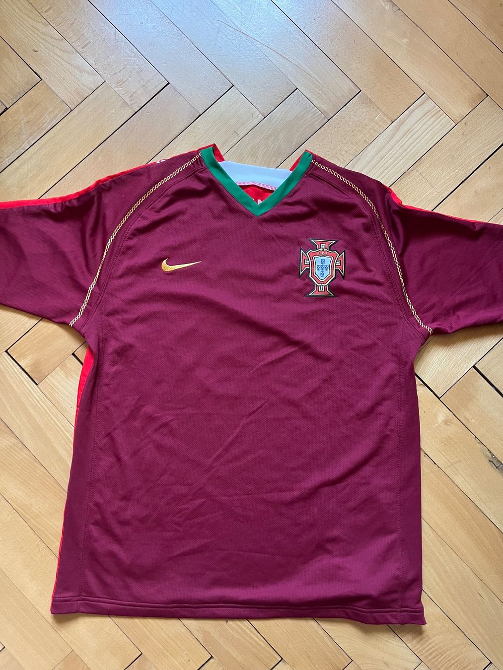 Nike Leibchen & Hosen: Portugal Trikot M – Gebraucht aus Niederscherli von noa_tc6b