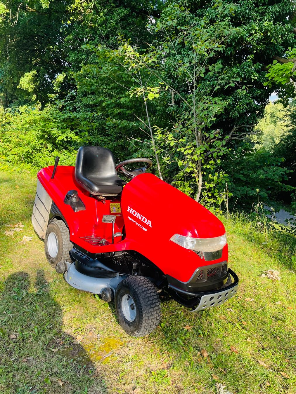 Honda Traktoren: Rasentraktor  Honda 2417 Hydrostatik – Gebraucht aus Dietikon von L.L_GmbH 3