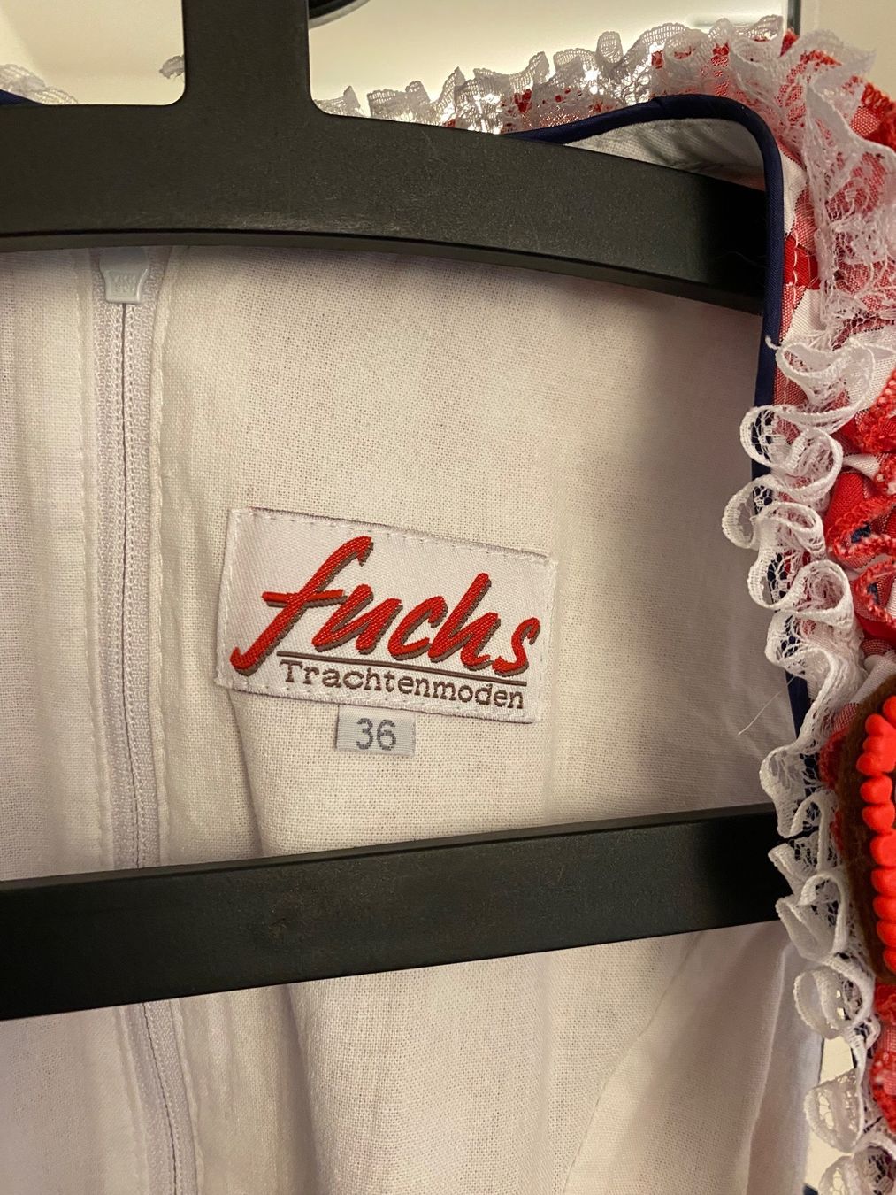 Robes: Dirndl von Fuchs – D'occasion à Winterthur par Mia.27 3