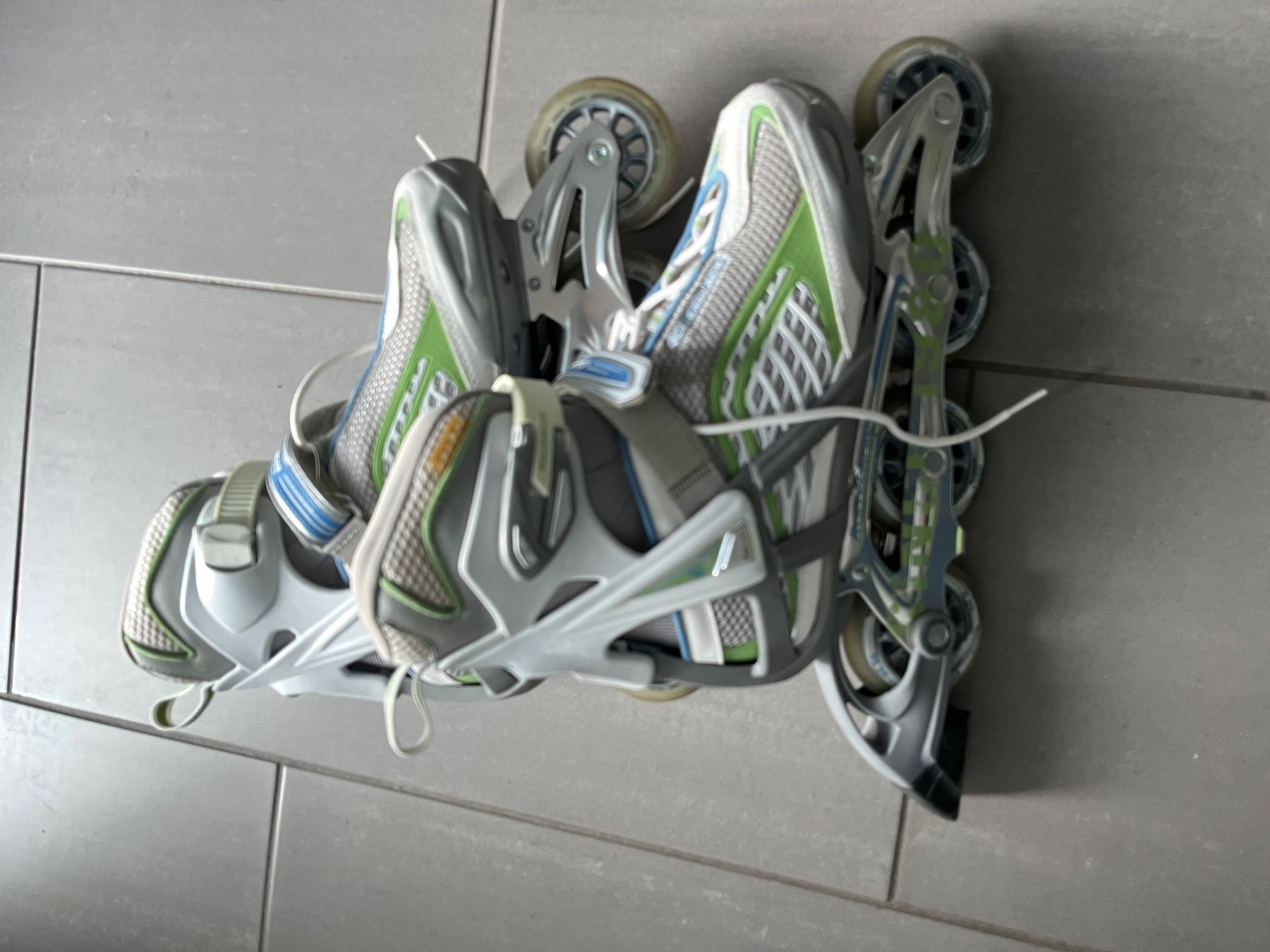 Inline-Skating & Rollschuhe: Rollerblades Gr. 40.5 – Gebraucht aus Zürich von szityu