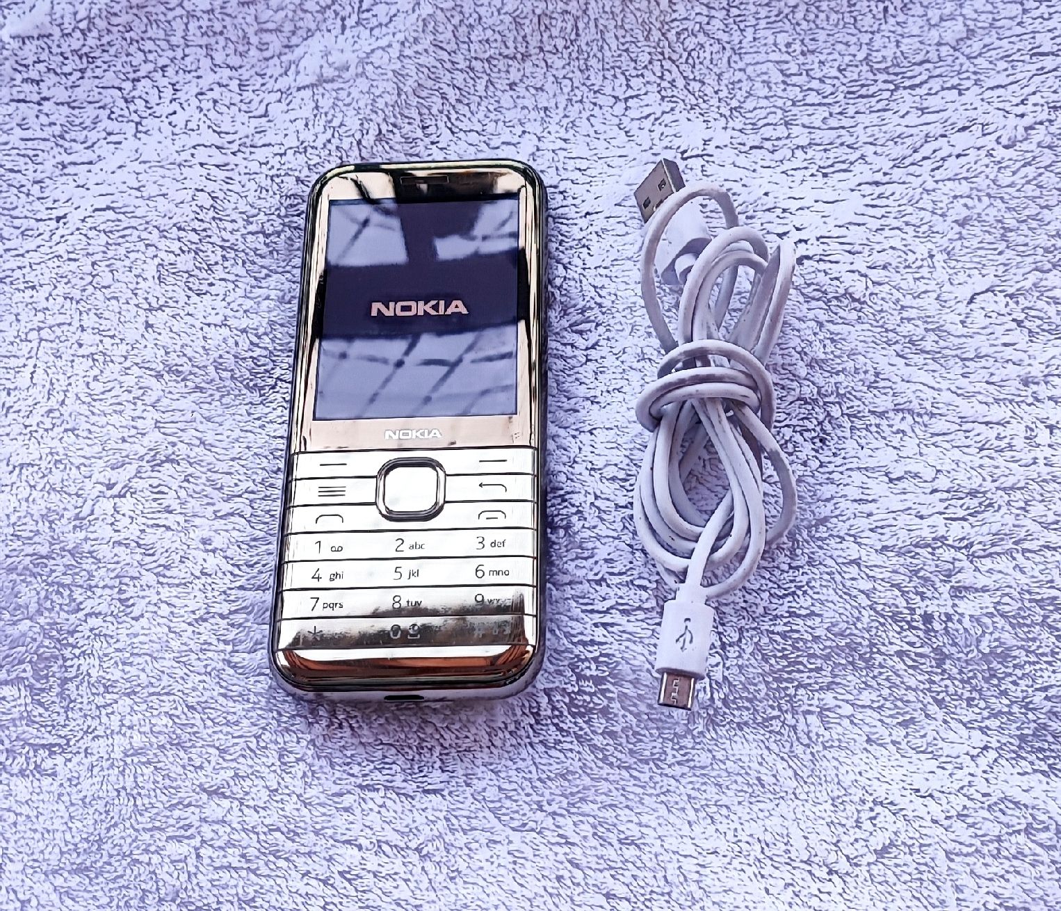 Nokia Handys / Smartphones: Nokia 8000 4G Dual SIM  – Gebraucht aus Zollikofen von zar_j67f 4