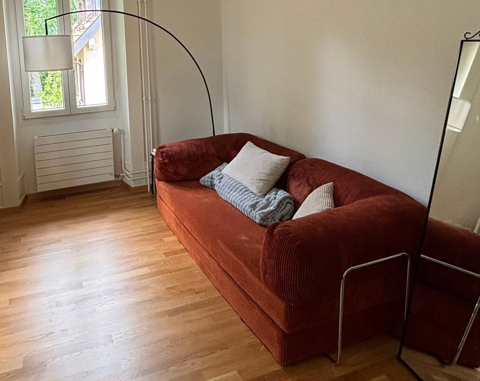 Lampade: Lampadaire arc avec abat-jour blanc – Usato da Chêne-Bougeries venduto da fla_8cbf 1