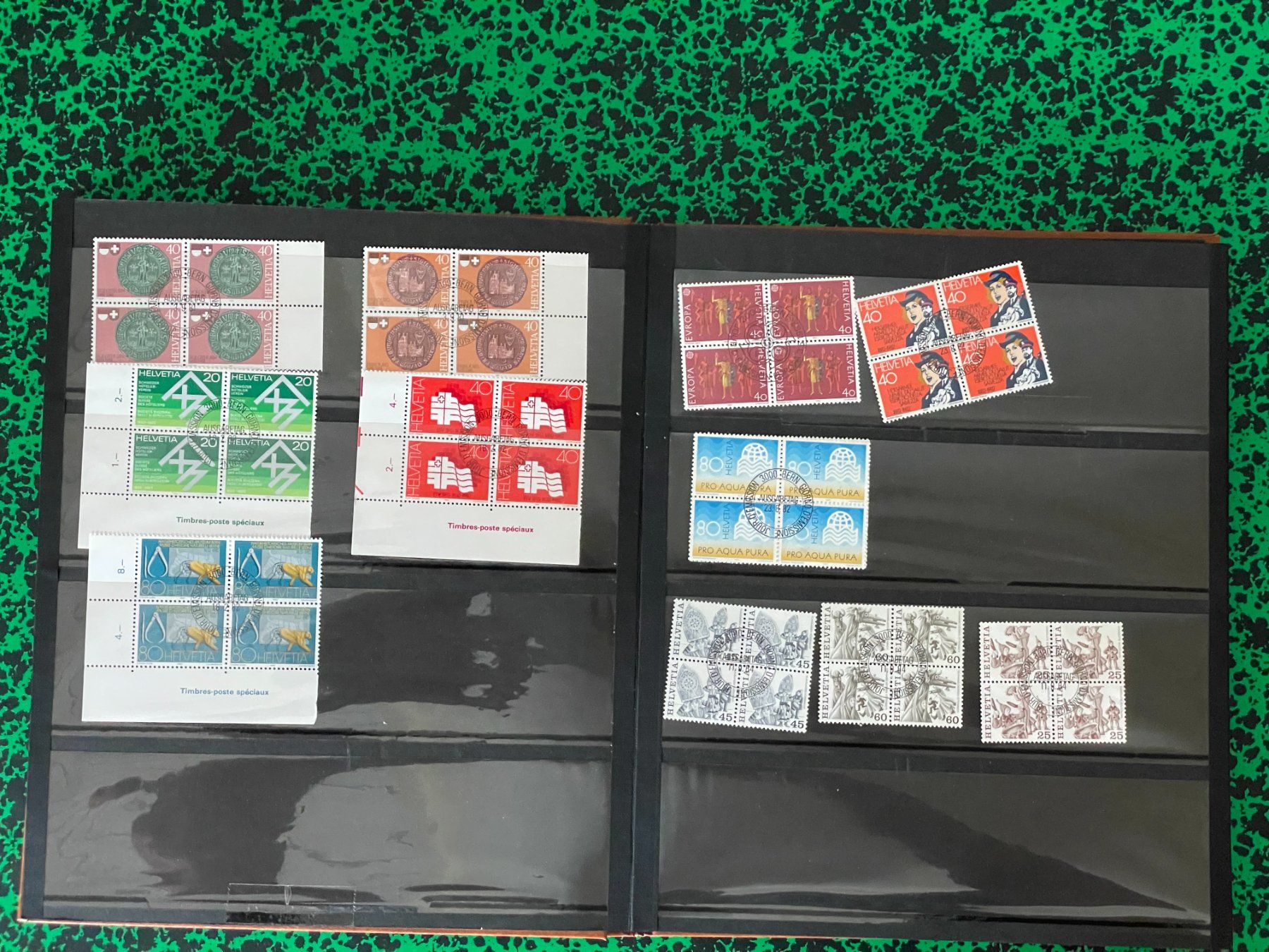 Tous les timbres: Viererblöcke 205 Stück – Neuf (Voir description) à Menzingen par Wlukas 9