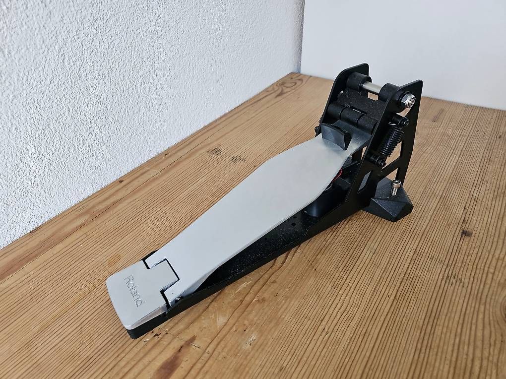 Roland Instruments de musique: Roland KT-9 Kick Trigger Pedal – D'occasion à Schaffhausen par wch24 2
