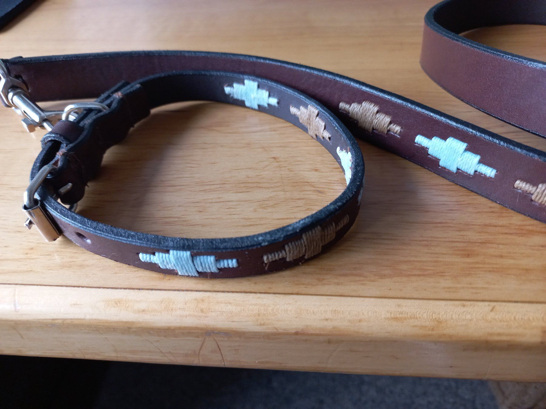 Guinzagli & Collari: Leder Halsband & Leine beige hellblau, separat möglich – Usato da Kaufdorf venduto da EdelmannPaPrintGmbH 2