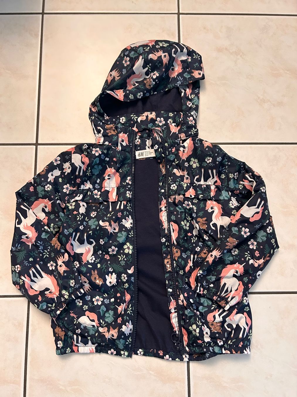 Giacche & Cappotti: Jacke leicht H&M Gr. 116 – Nuovo (secondo la descrizione) da Alpnach Dorf venduto da tri_nf5d