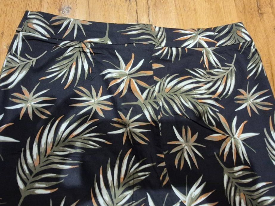 Pantaloni: L/44 - Grösse, Elegante Damen Hose – Usato da Nottwil venduto da echtMOMO 6