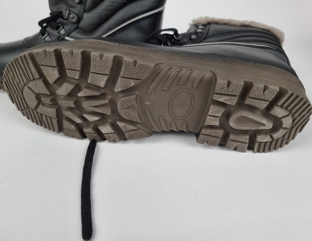 Chaussures hommes: EWS Sicherheitsschuhe – Neuf (Voir description) à Urtenen-Schönbühl par Restwert_Schoenbuehl 4