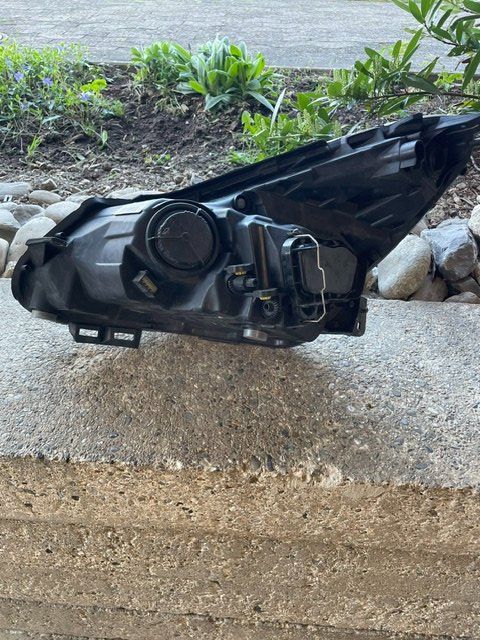 Fari: Original Opel Corsa D Scheinwerfer Rechts! – Usato da Frauenfeld venduto da kendi22 5