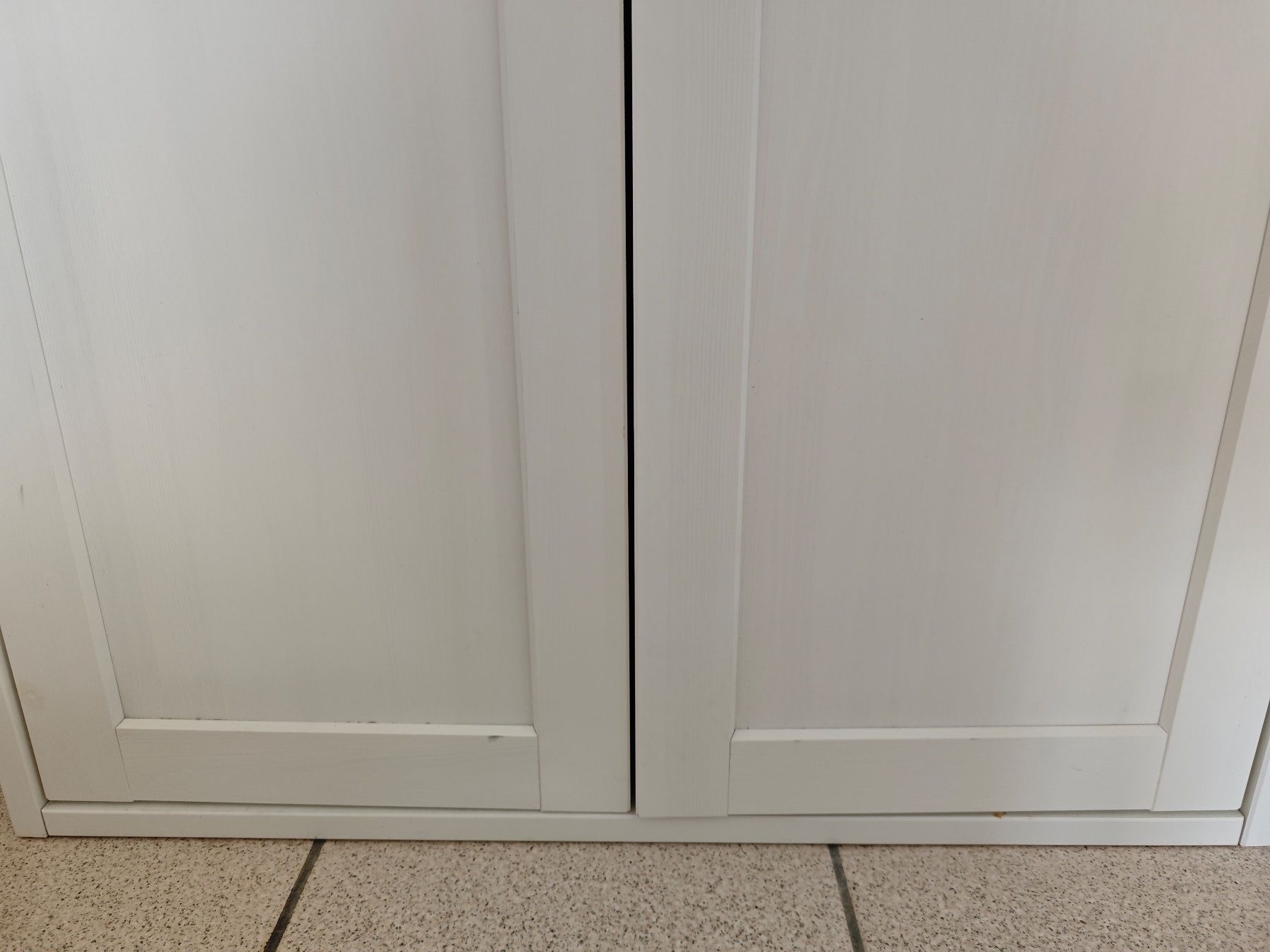 Armadi: White Wall Cabinet with Double Doors – Usato da Genève venduto da Noemie.wrmsi 3