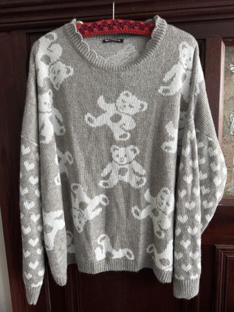Strickpullover von Terranova mit Teddybären