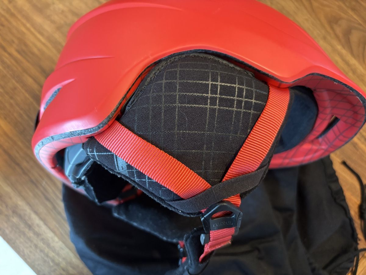 Giro Helme: Skihelm rot – Gebraucht aus Kesswil von Branca-01 2