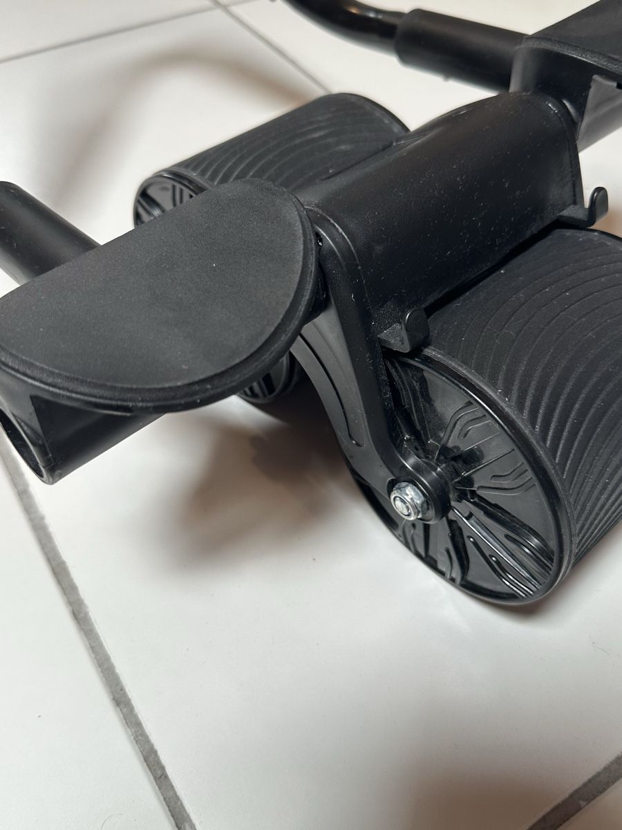 Hometrainer: Fit Wheel Core Trainer Roller abdominal exercise workout abs – Usato da St. Gallen venduto da S_rnw2 2