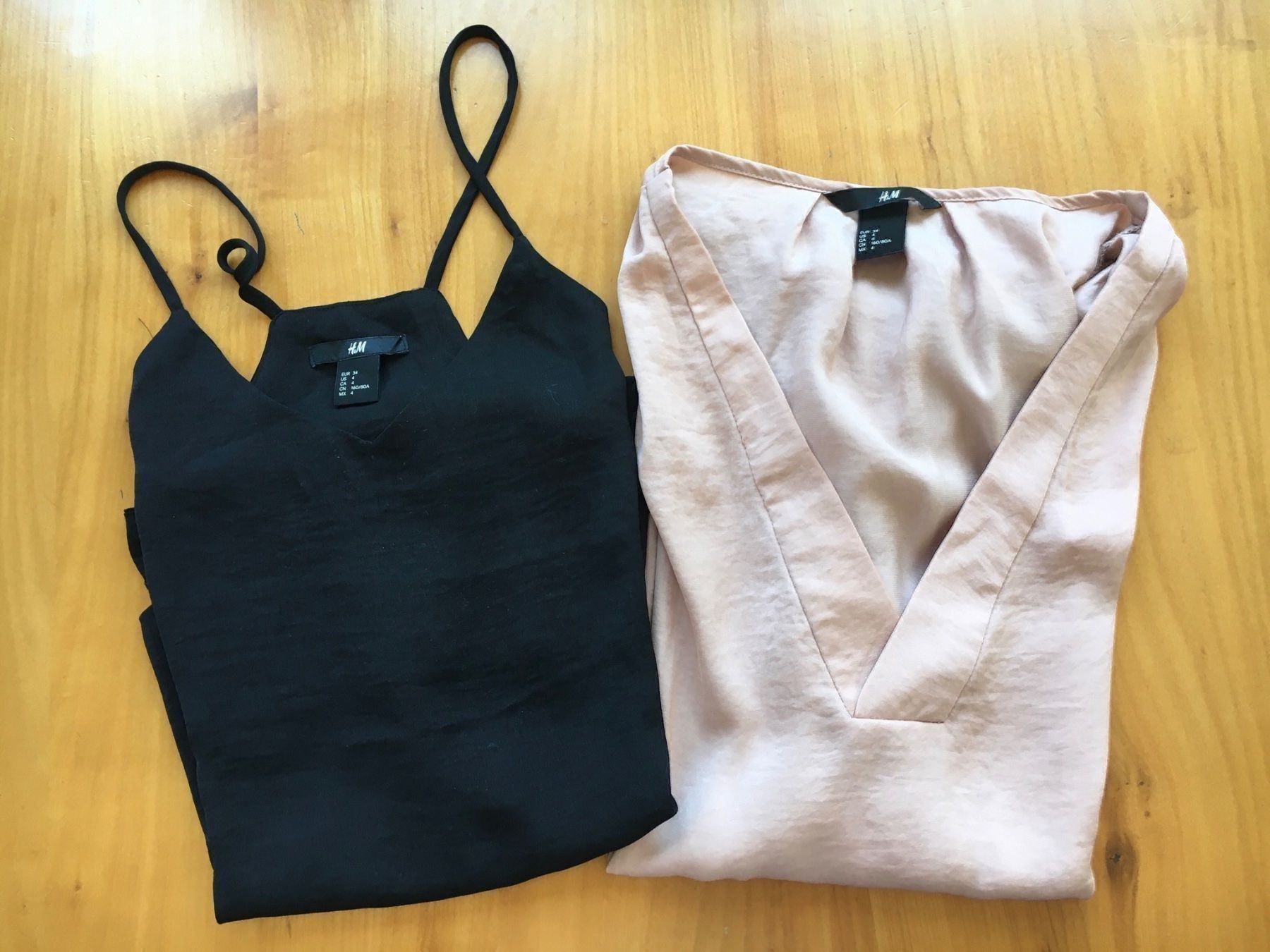 H&M Top: Lachs & schwarz H&M Shirts Gr. 34 – Usato da Zürich venduto da ehupp