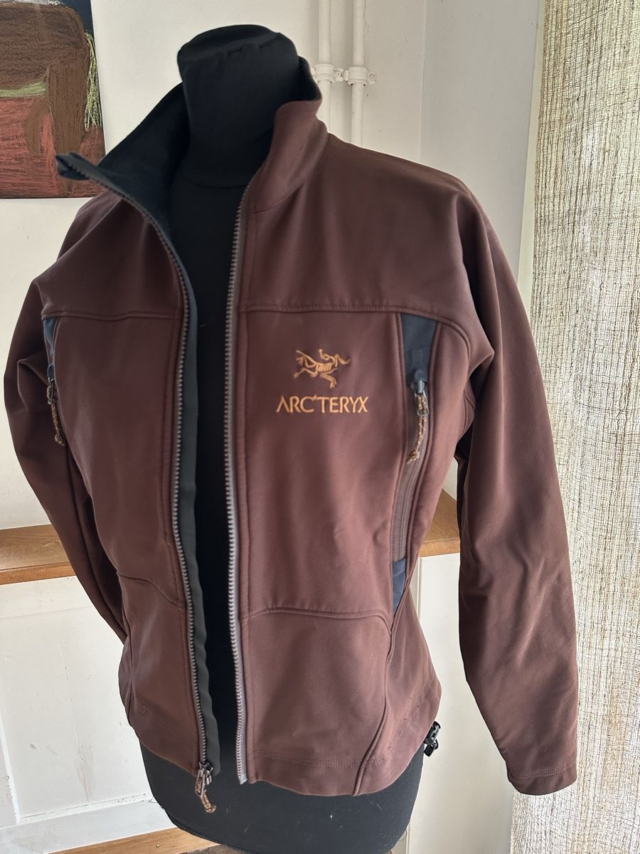 Arcteryx Giacche: Arc'teryx Softshell Jacke braun Polartec Grösse S – Usato da Oetwil am See venduto da abtDesign