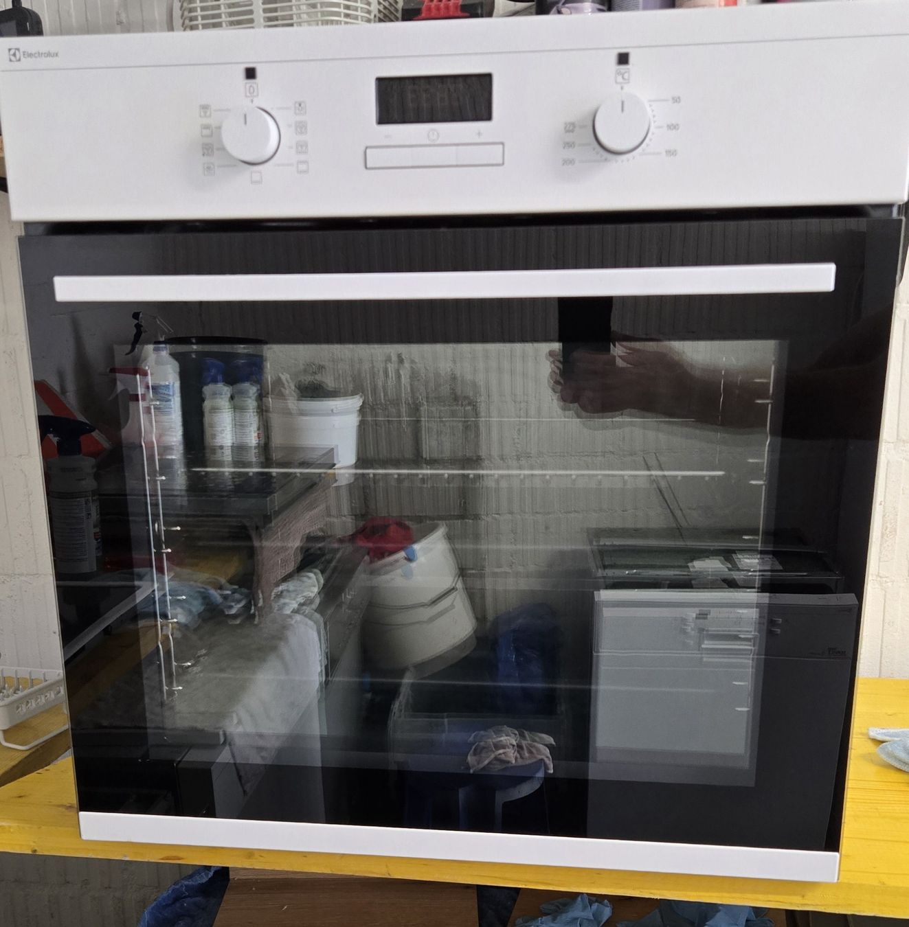 Electrolux Backöfen: Einbaubackofen Electrolux weiss Typ 71 ACA 01 DB EB6L40WE. – Gebraucht aus Rümlang von Idre