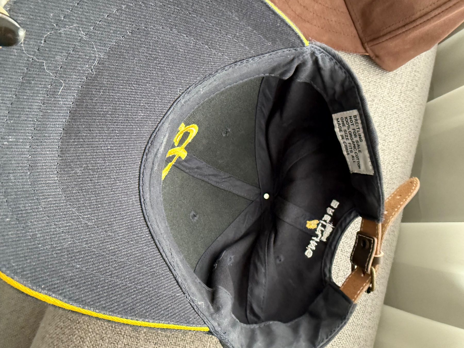 Copricapi, berretti & cappellini: Breitling Cap Original – Blue - Adjustable – Nuovo (secondo la descrizione) da Zürich venduto da aar_9mtz 2