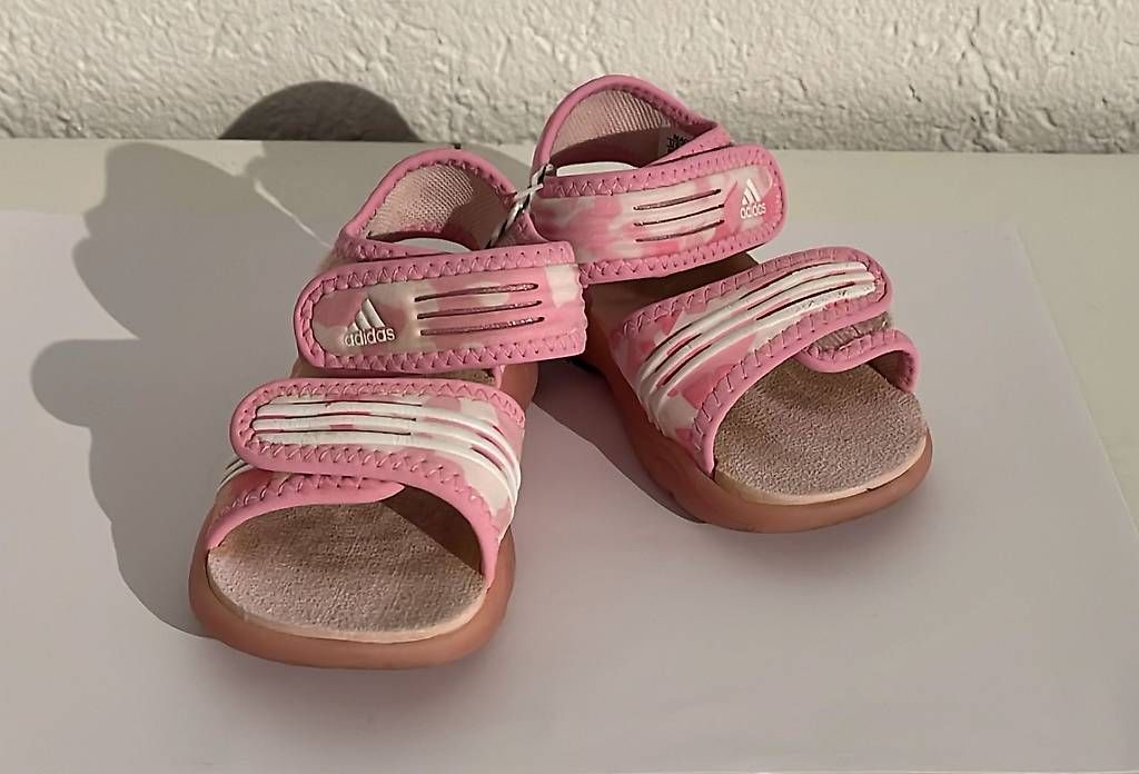 Scarpe per ragazze: Schuhe Mädchen – Usato da Stettlen venduto da Biienli