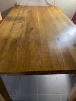 Table en bois massif 