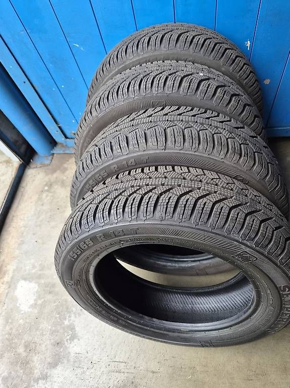 Pneumatici & Ruote complete: 4  WINTERREIFEN  155  /  65  R 14   – Usato da St. Gallen venduto da kratzki01