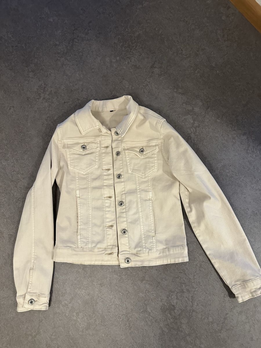 Jacken: Jeansjacke  – Neu (gemäss Beschreibung) aus Aesch BL von Garfield2191 1
