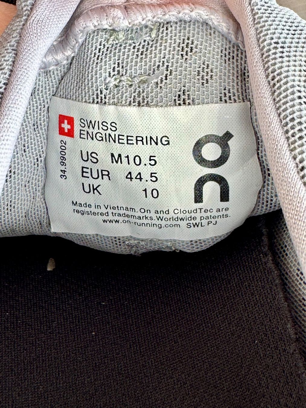 On Herrenschuhe: ON Herren Traillaufschuhe Cloudventure Peak WHITE LEAF 44.5 – Gebraucht aus Sissach von Sothyma 4