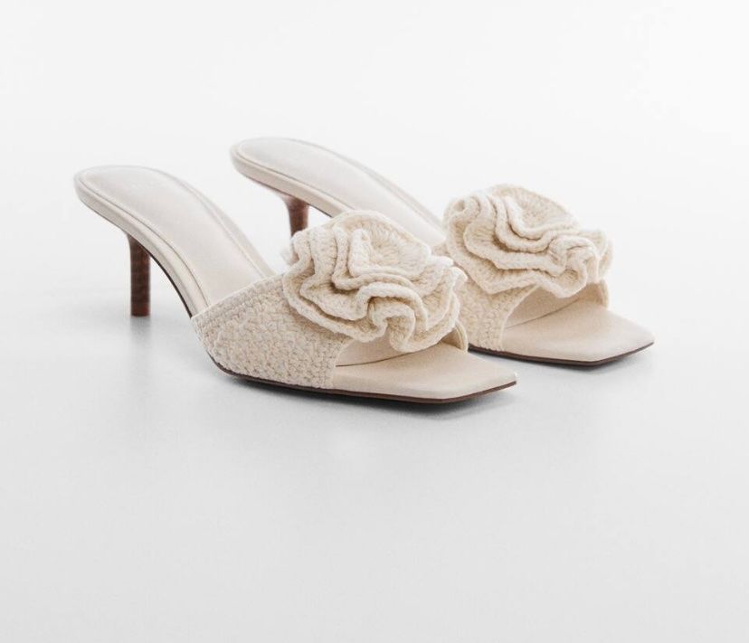 Mango Damenschuhe: MANGO süsse Sandale mit Häkelblume - neu - – Neu (gemäss Beschreibung) aus Jona von vanessasupermarket20 3