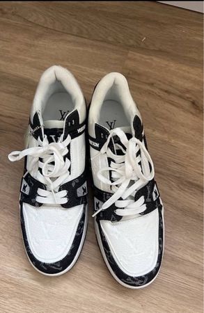 Louis Vuitton Sneaker, schwarz-weiss, Top Zustand, Gr. 44
