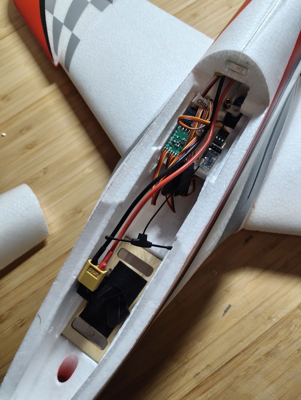 E-Flite RC Modellbau: Arrow Hobbies Avanti EDF – Neu (gemäss Beschreibung) aus Thun von fpvnoob95 1