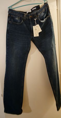 Reserved Denim Jeans Straight – Grösse 33 – neu mit Etikett