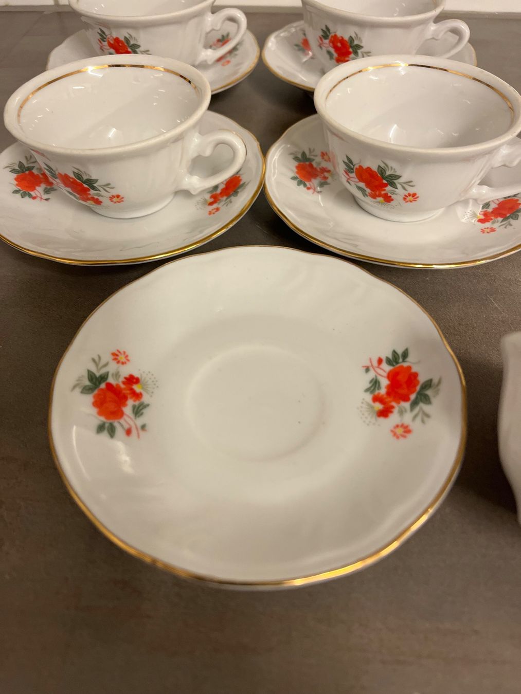 Set di piatti: Vintage Kaffeetasse mit Untertasse, Set 6 stk – Usato da Möhlin venduto da mil_h55x 3