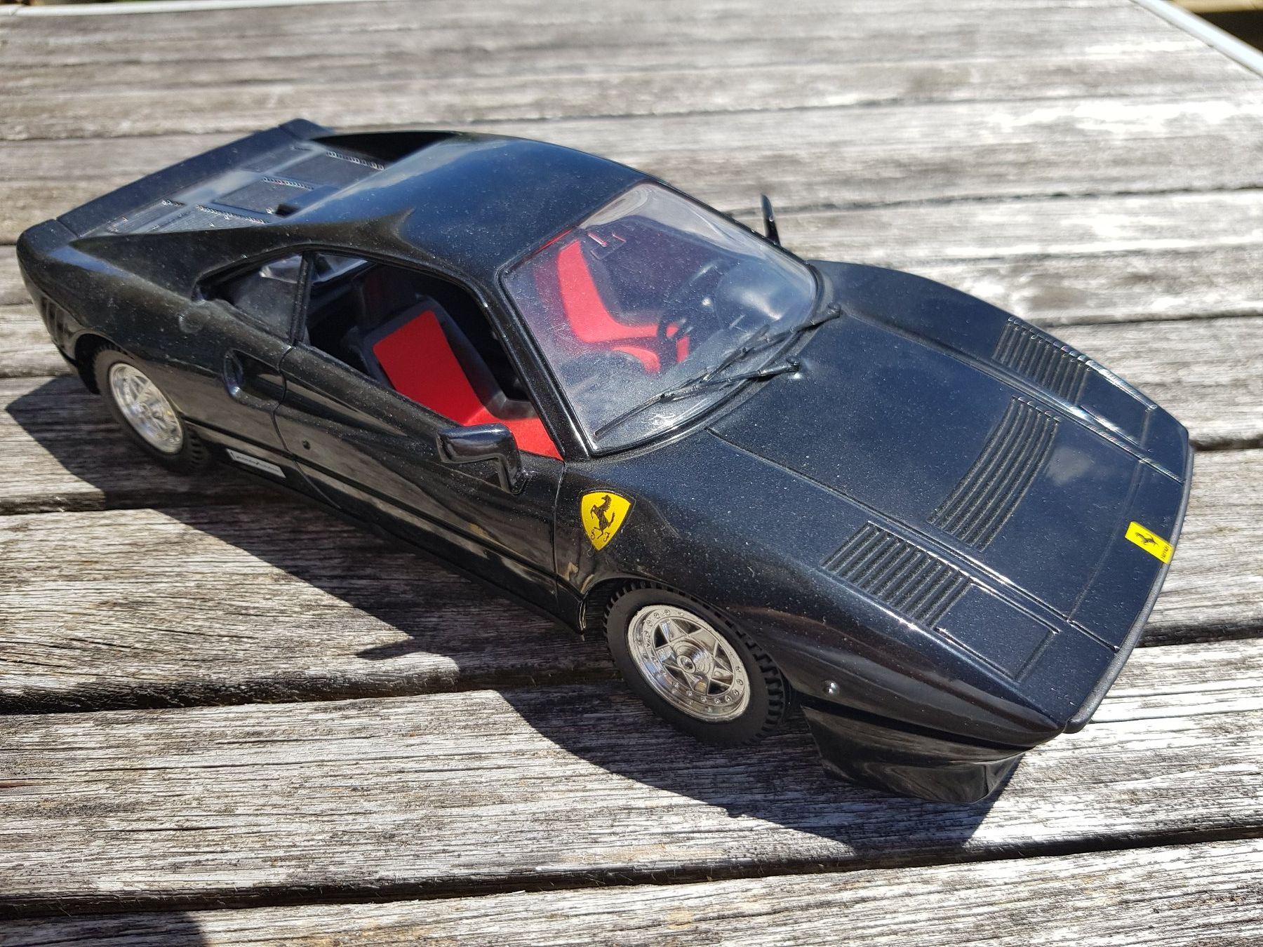 Ferrari Modellautos: Ferrari Modellauto schwarz – Gebraucht aus Jona von dampfnuggi