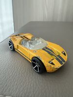 Auto Hot Wheels Ford GTX-1 giallo usato discrete condizioni
