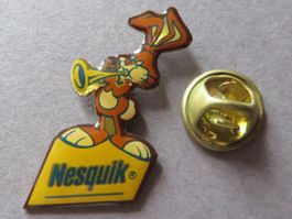 PIN NESTLÉ NESQUIK HASE MIT TROMPETE