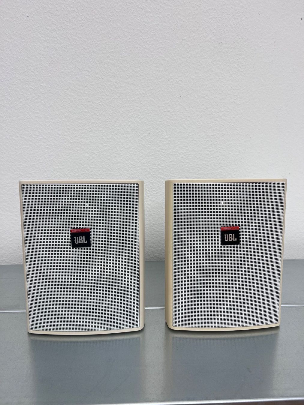 JBL Haut-parleurs: JBL 25 Professional Lautsprecher Paar – D'occasion à Zürich par florian.kilian