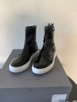 Aquatalia: OVP/Neu-schwarze Stretch Lackleder-Stiefelette,37