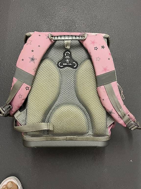 Kindertaschen: Schulranzen Pink Mädchen 1-3 Klasse  – Gebraucht aus Hinwil von Superman117 3