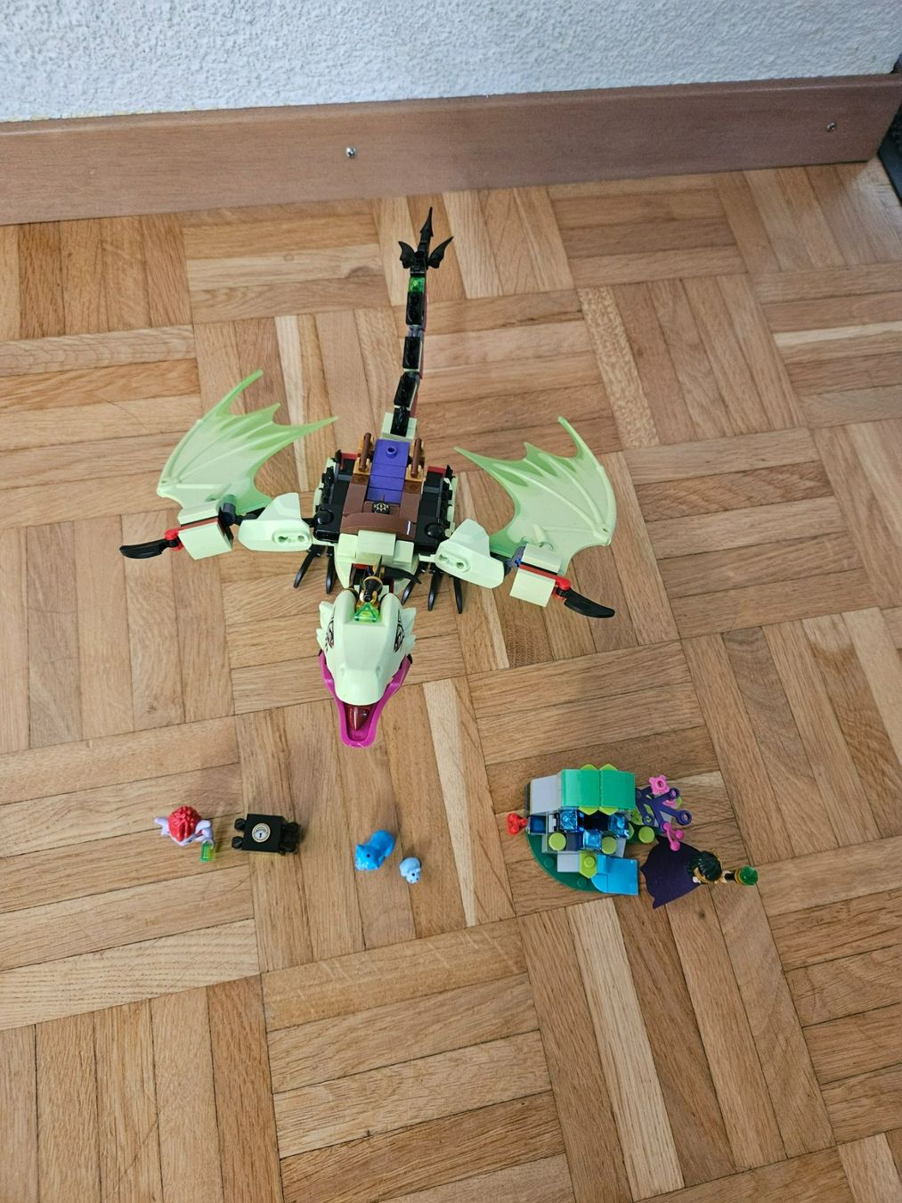 Lego Jeux de construction: Lego 41183 The Goblin King's Evil Dragon – D'occasion à Thun par Reda68 2