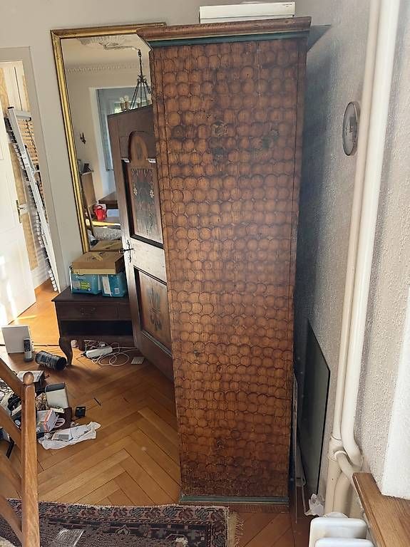 Armadi: Antiker Kleiderschrank – Usato da Bern venduto da dexter123 3
