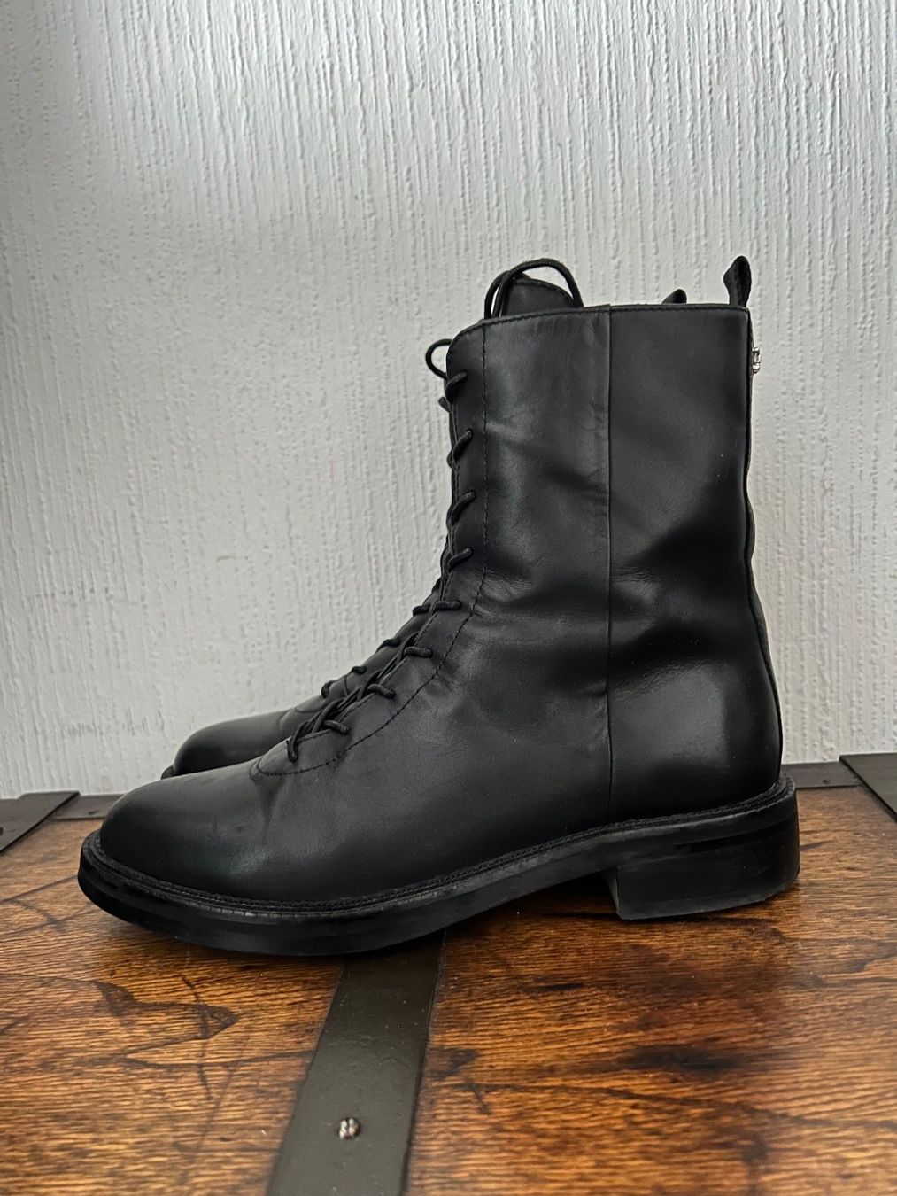 Scarpe da donna: Sam Edelman lace up boots – Usato da Lausanne venduto da dia_xs9l 1