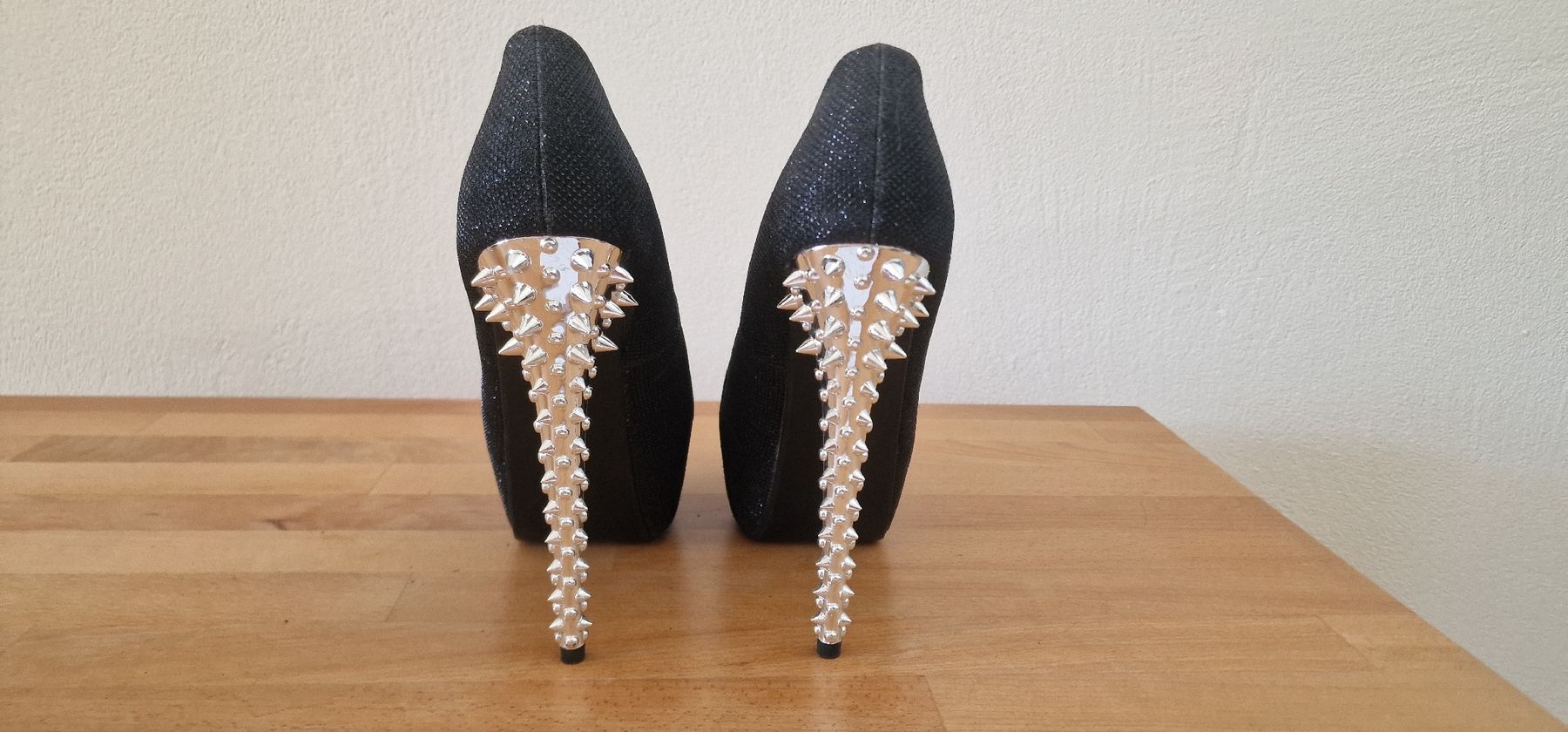 Scarpe da donna: Mega High Heels Gr. 40 - neu – Nuovo e nell'imballaggio originale da Trachslau venduto da PilatusStern 2