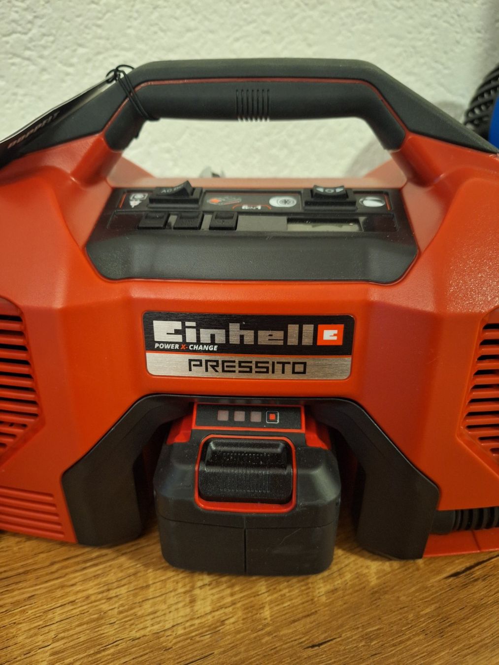 Einhell Compresseurs: Einhell Akku Kompressor – D'occasion à Schmerikon par Mycheyenne 1