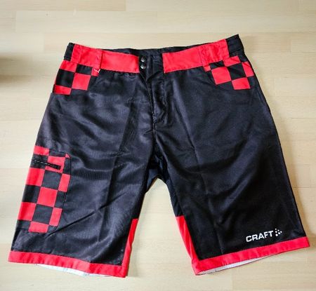 MTB Baggyshorts Craft schwarz/rot Gr. XXL