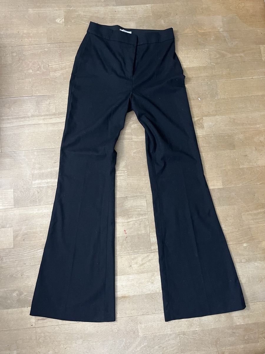 H&M Pantaloni: H&M Schlaghose, Gr. 34, schwarz – Usato da Stäfa venduto da jo1735